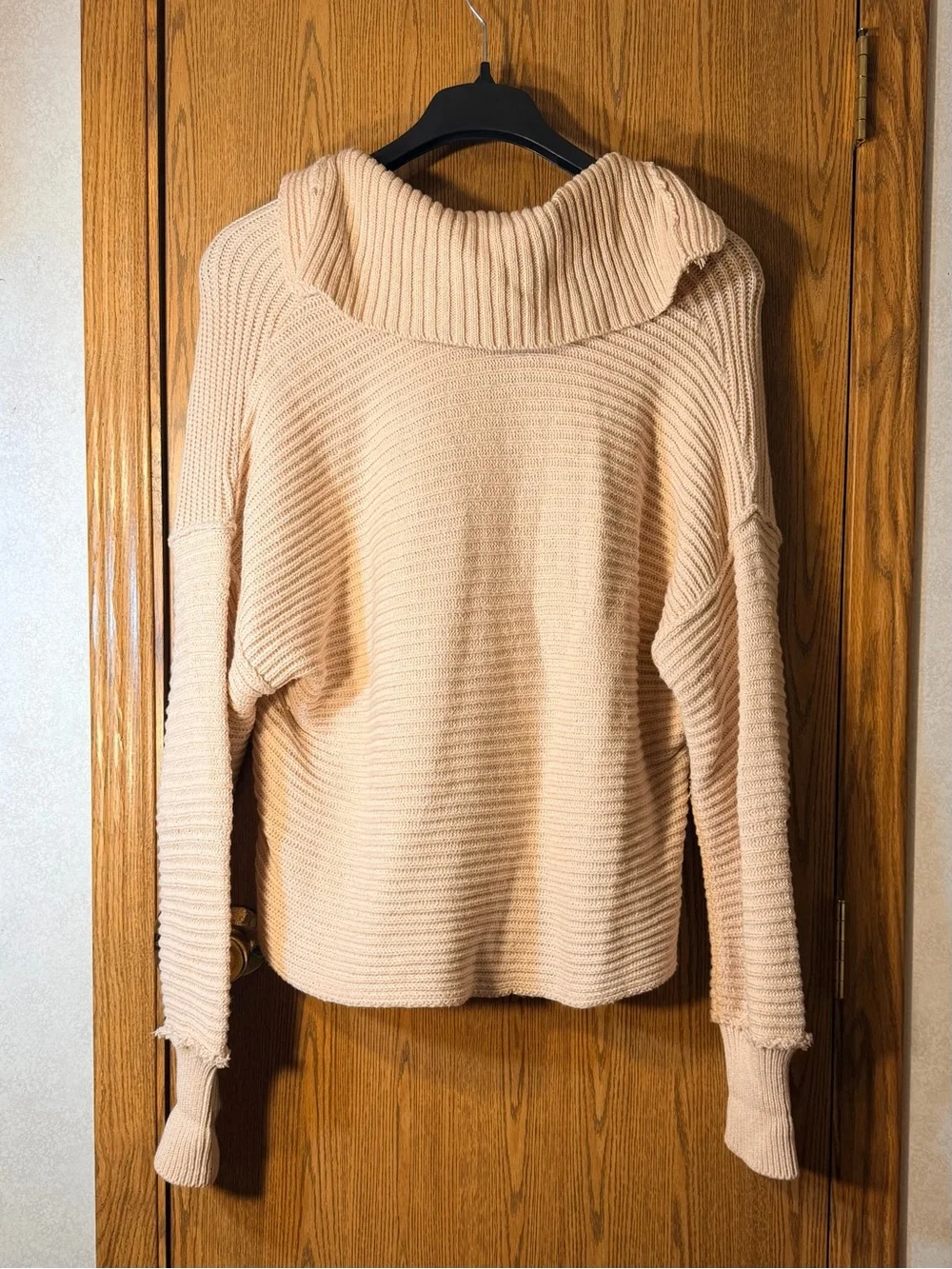Free People Marlie Dusty Rose V‑Neck Fringed Ribbed Sweater